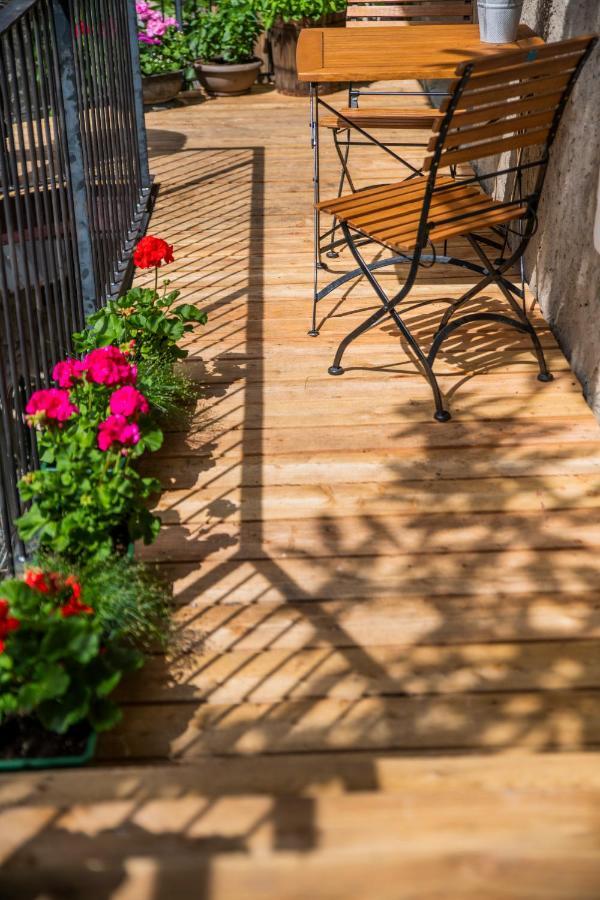 Roessl Bianco B&B&B Merano Exterior photo